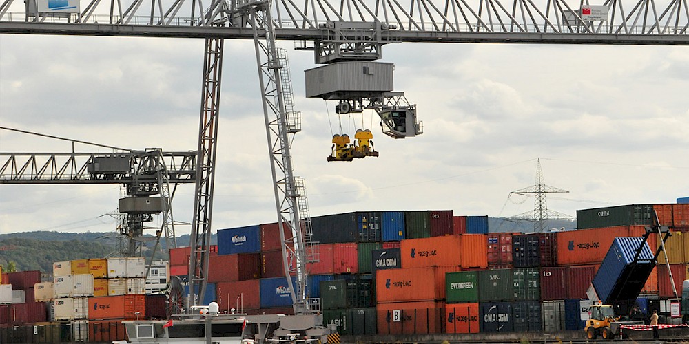 HIT Germany, Hafentechnik, Industrietechnik, Automatisierung, Move-e-star, Hebezeuge, Öl, Gas, Fluide