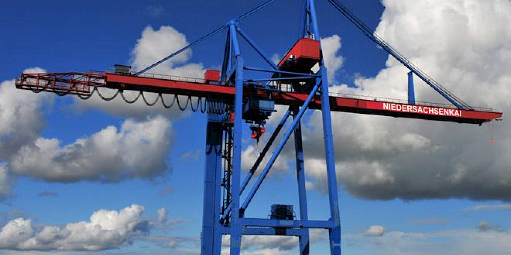 HIT Germany, Hafentechnik, Industrietechnik, Automatisierung, Move-e-star, Hebezeuge, Öl, Gas, Fluide