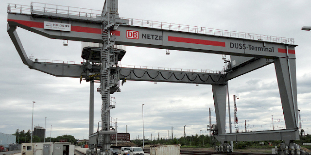 HIT Germany, Hafentechnik, Industrietechnik, Automatisierung, Move-e-star, Hebezeuge, Öl, Gas, Fluide