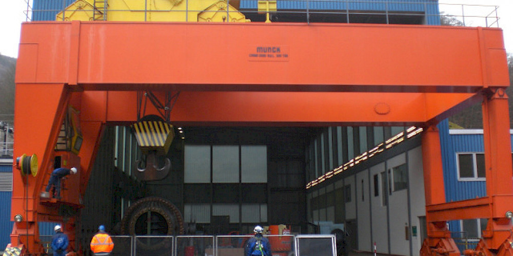 HIT Germany, Hafentechnik, Industrietechnik, Automatisierung, Move-e-star, Hebezeuge, Öl, Gas, Fluide